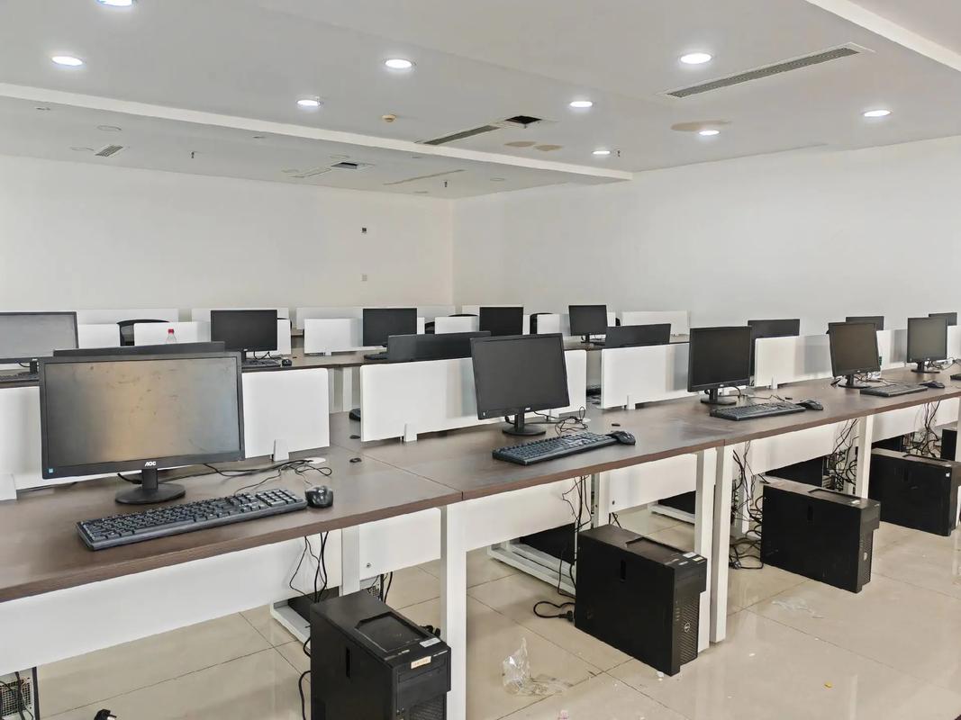 二手電腦租賃與銷售 臺式機(jī)全套辦公設(shè)備的明智之選
